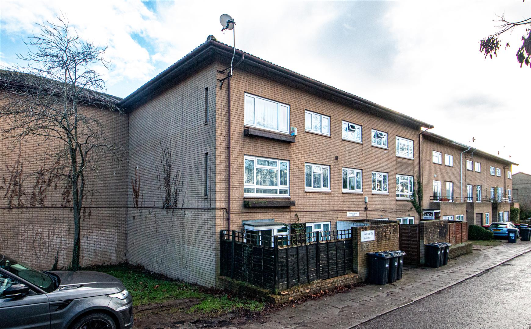 1 bed property in Gurnards Avenue, Milton Keynes